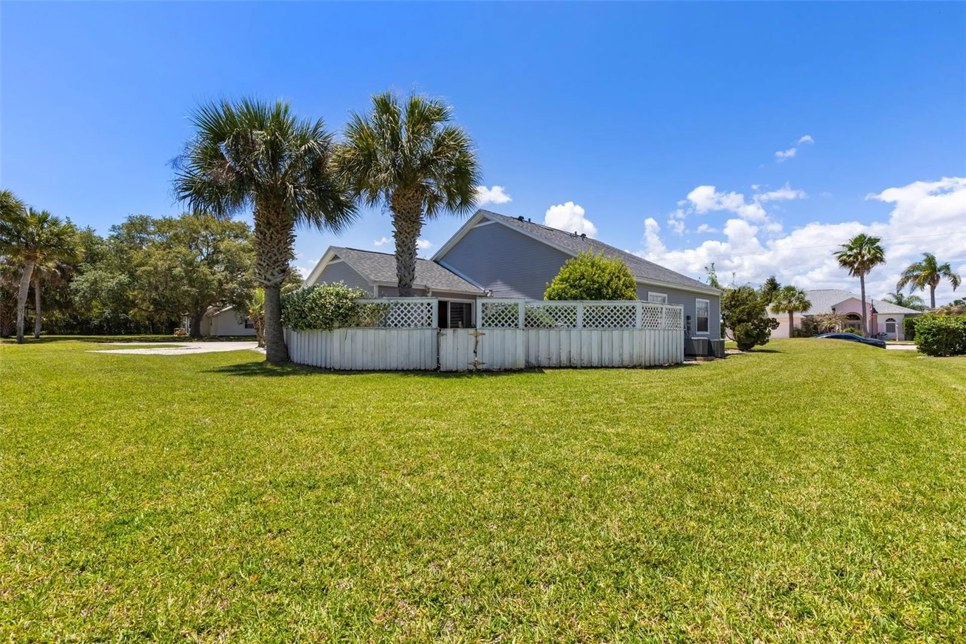 1 Crystal Way Palm Coast FL 32137