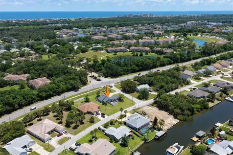 1 Crystal Way Palm Coast FL 32137