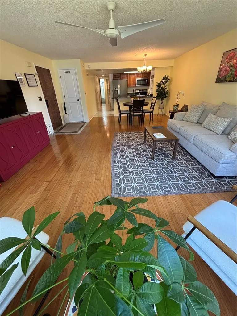 2020 Royal Bay Boulevard Kissimmee FL 34746