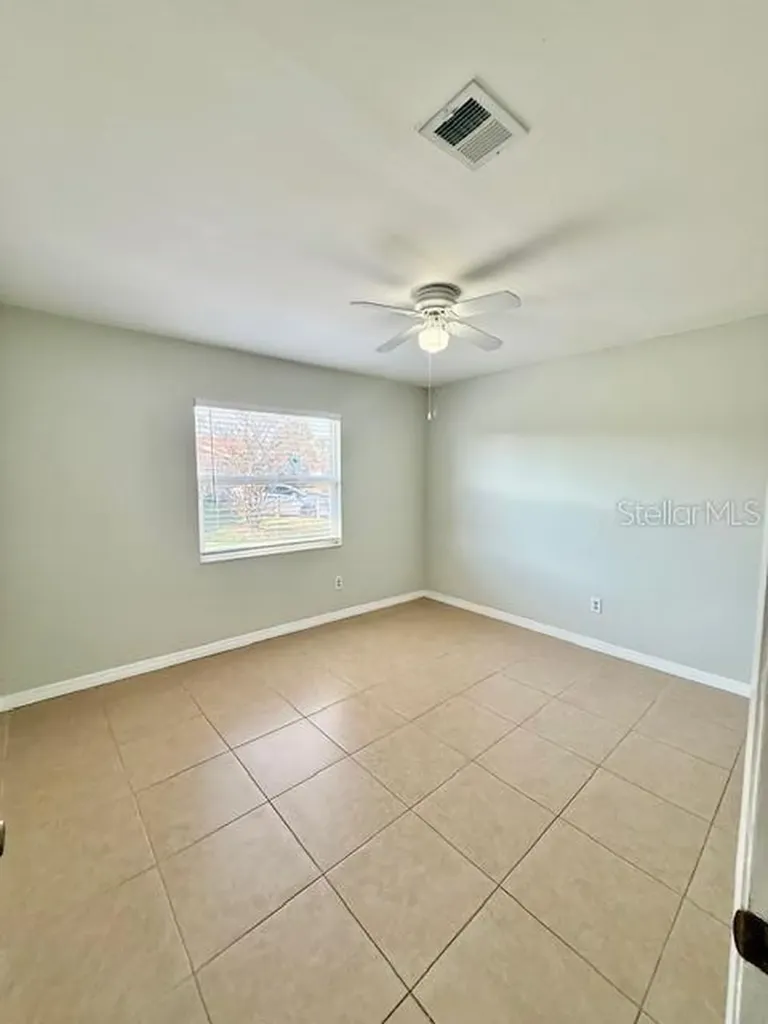 19 Lago Mesa Way Kissimmee FL 34743
