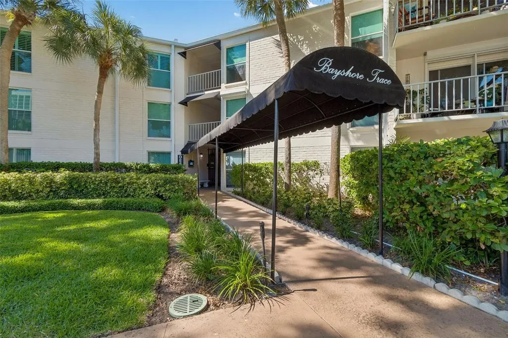 3325 Bayshore Boulevard Tampa FL 33629