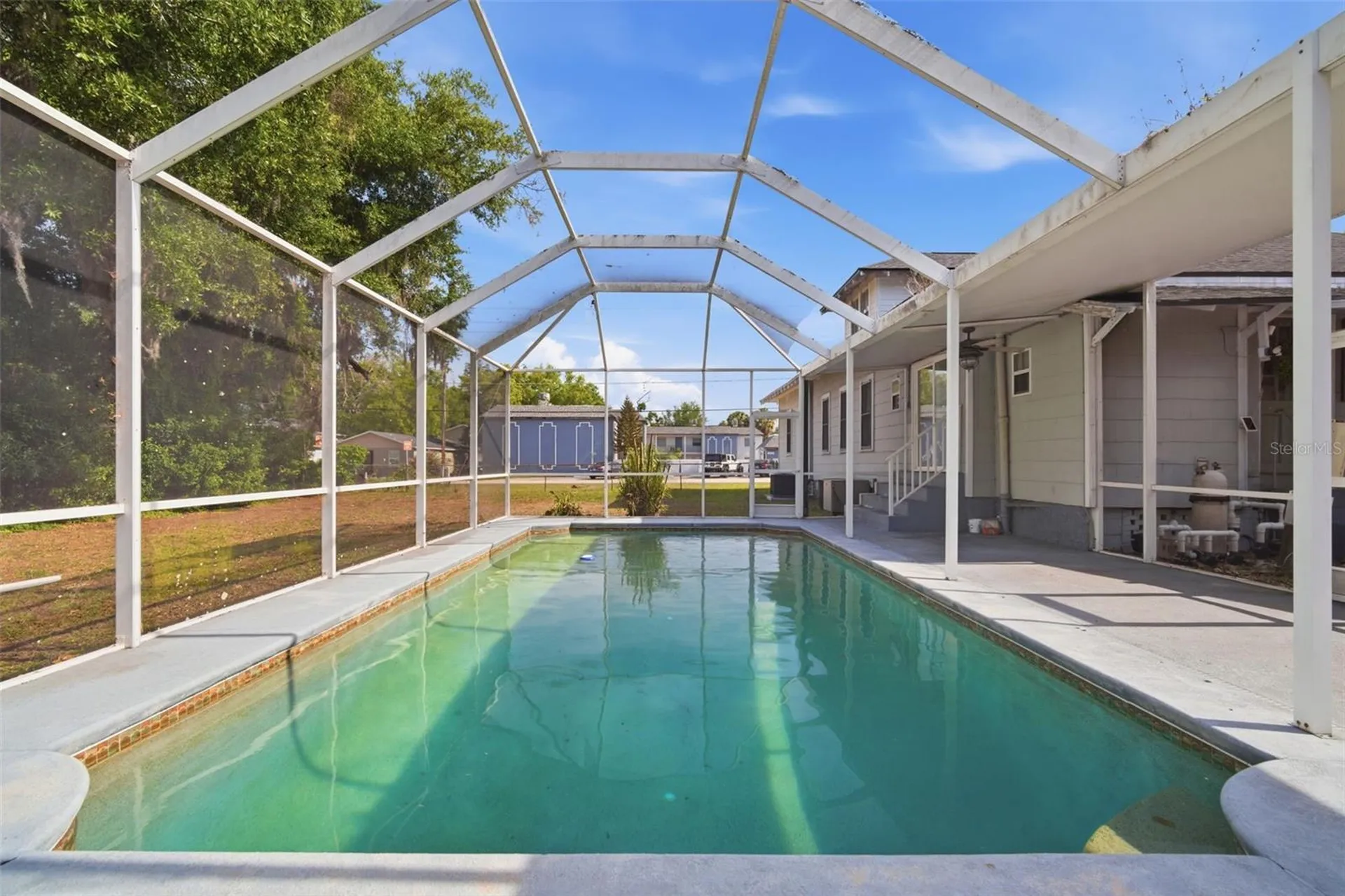 1201 W Reynolds Street Plant City FL 33563