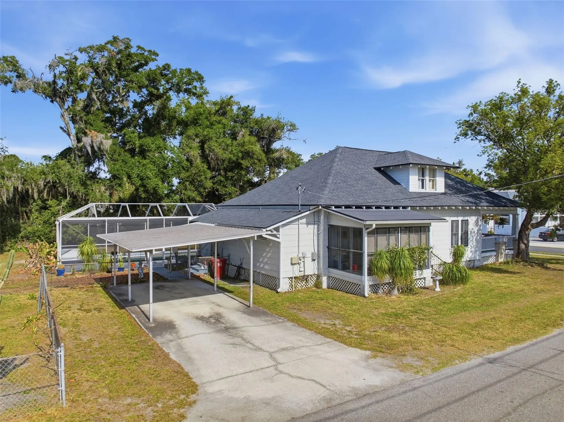 1201 W Reynolds Street Plant City FL 33563