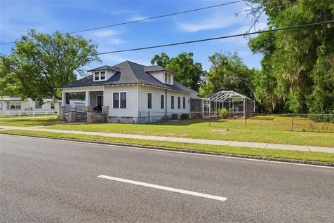 1201 W Reynolds Street Plant City FL 33563