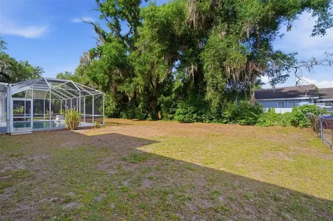 1201 W Reynolds Street Plant City FL 33563