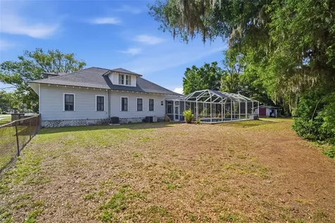 1201 W Reynolds Street Plant City FL 33563