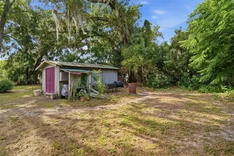 1201 W Reynolds Street Plant City FL 33563