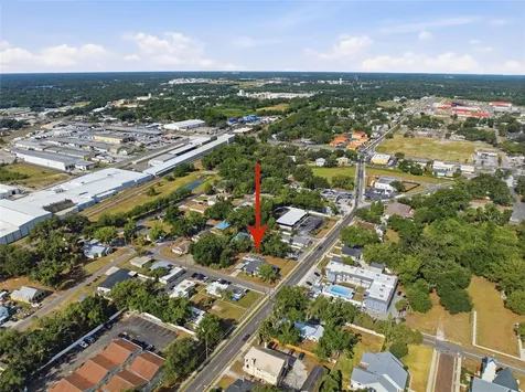 1201 W Reynolds Street Plant City FL 33563