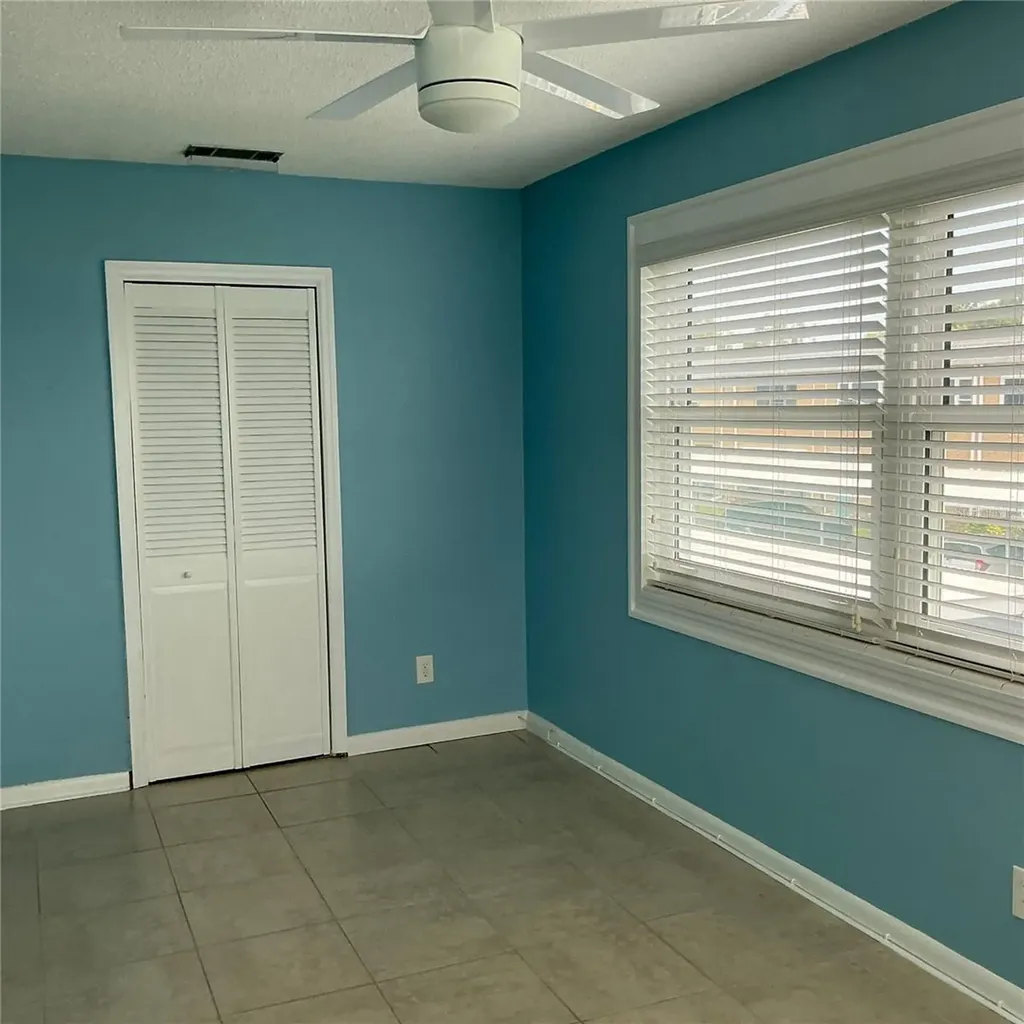 5267 81st St N St Petersburg FL 33709