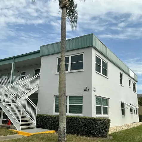 5267 81ST St N St Petersburg FL 33709