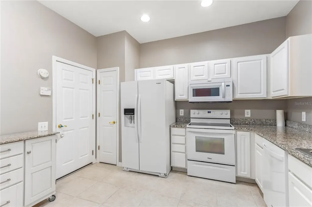 3326 Covered Bridge Drive W Dunedin FL 34698
