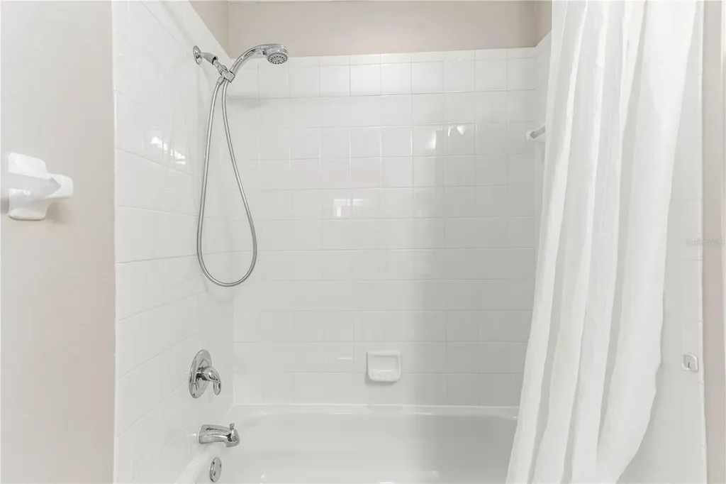3326 Covered Bridge Drive W Dunedin FL 34698