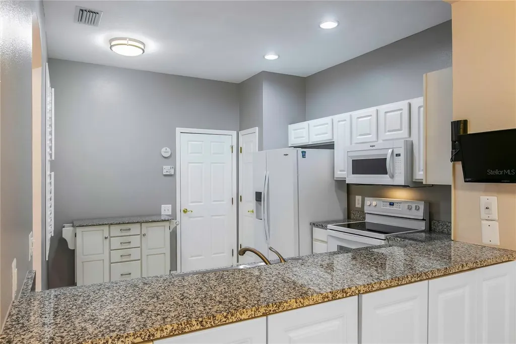3326 Covered Bridge Drive W Dunedin FL 34698
