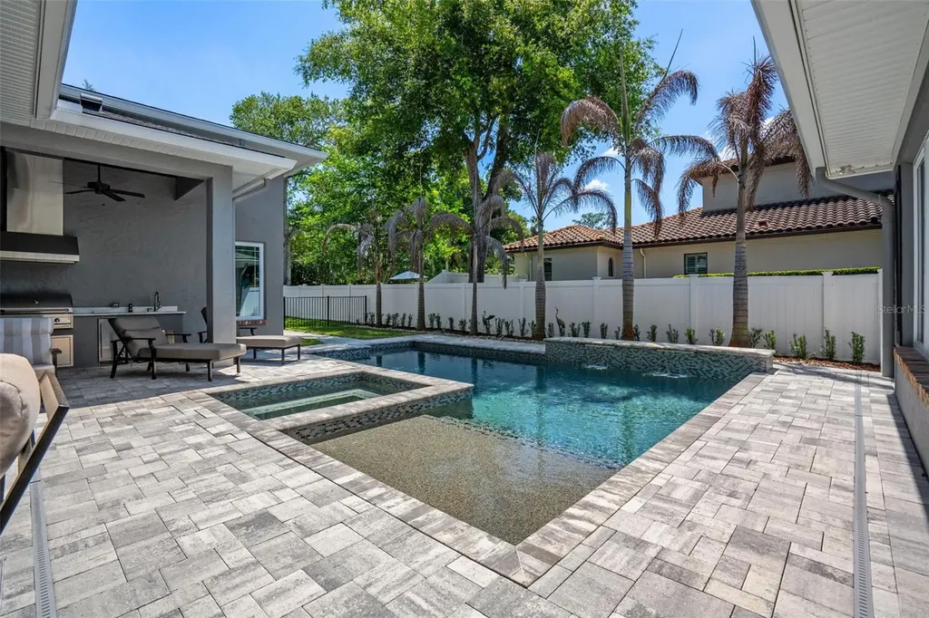105 Pine Street Windermere FL 34786