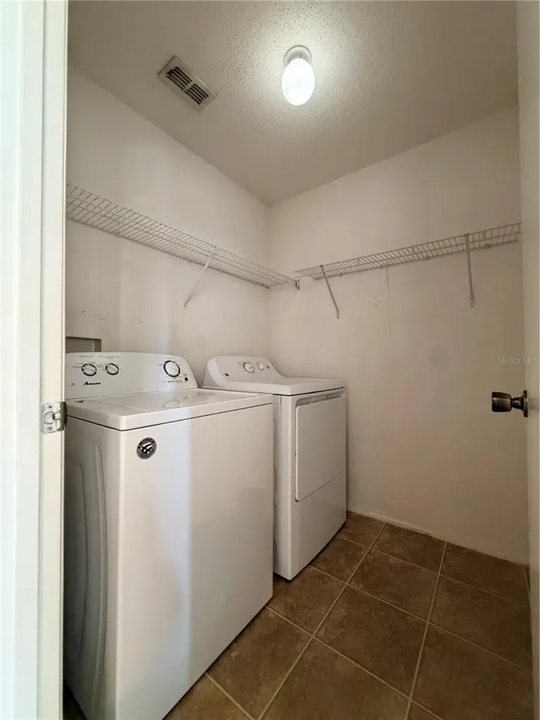 1214 Timberbend Circle Orlando FL 32824
