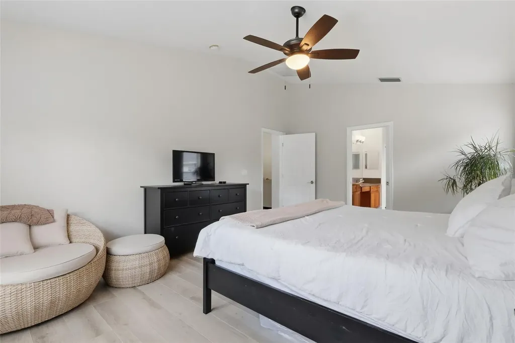 2453 Addington Place Wesley Chapel FL 33543