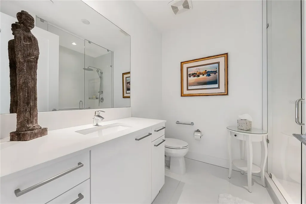 111 S Pineapple Avenue Sarasota FL 34236