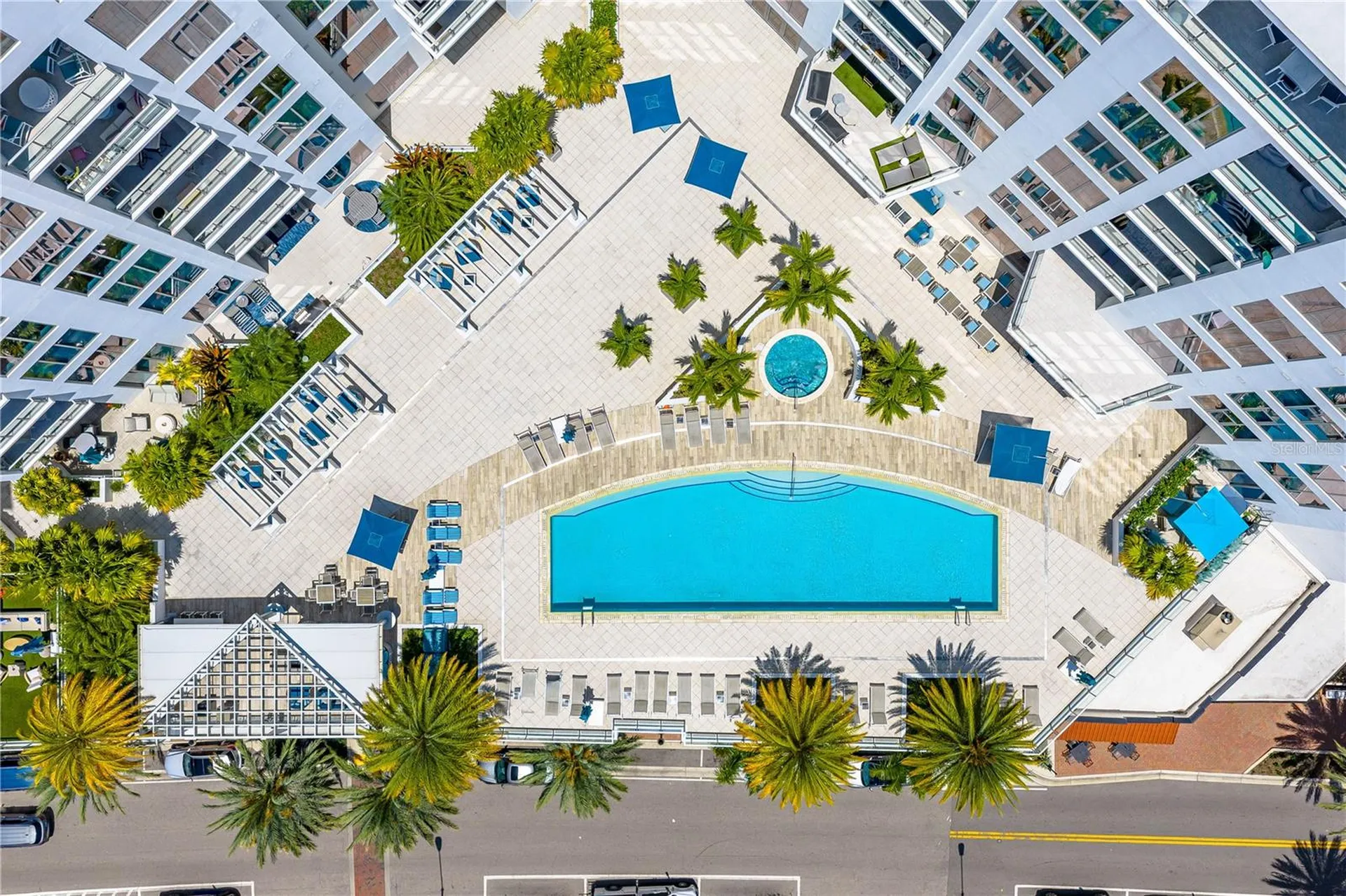 111 S Pineapple Avenue Sarasota FL 34236