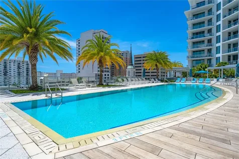 111 S Pineapple Avenue Sarasota FL 34236