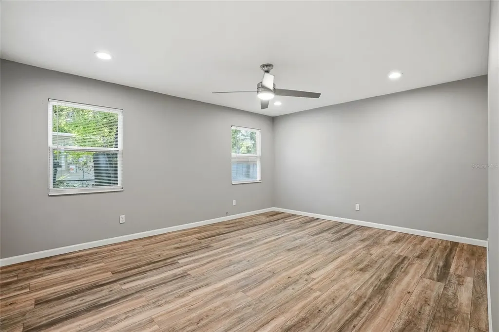 5127 4th Avenue S St Petersburg FL 33707