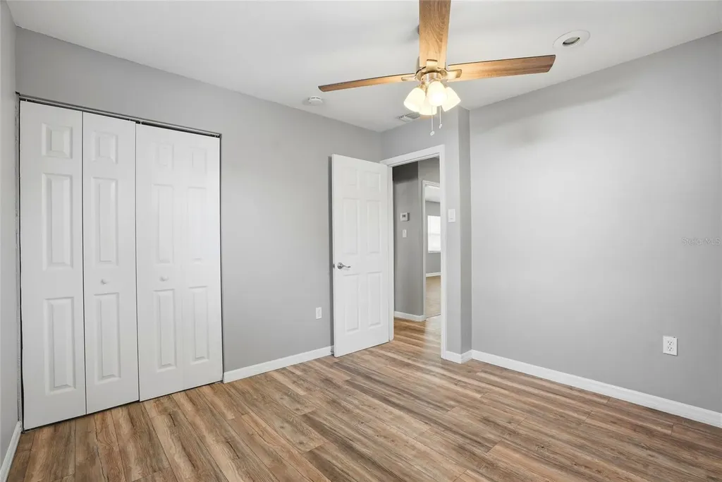 5127 4th Avenue S St Petersburg FL 33707
