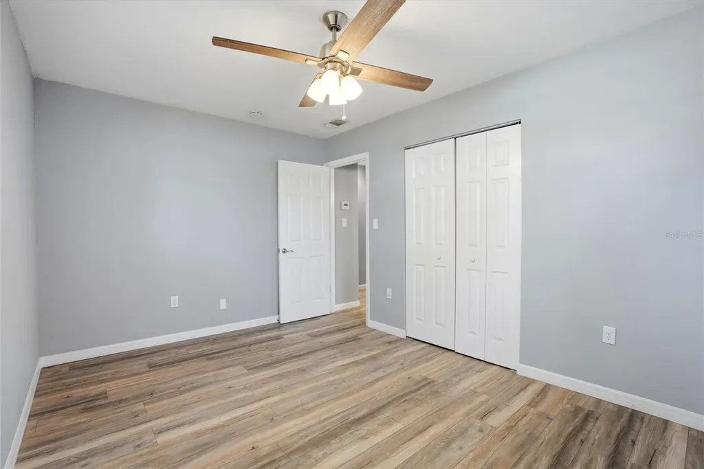 5127 4th Avenue S St Petersburg FL 33707