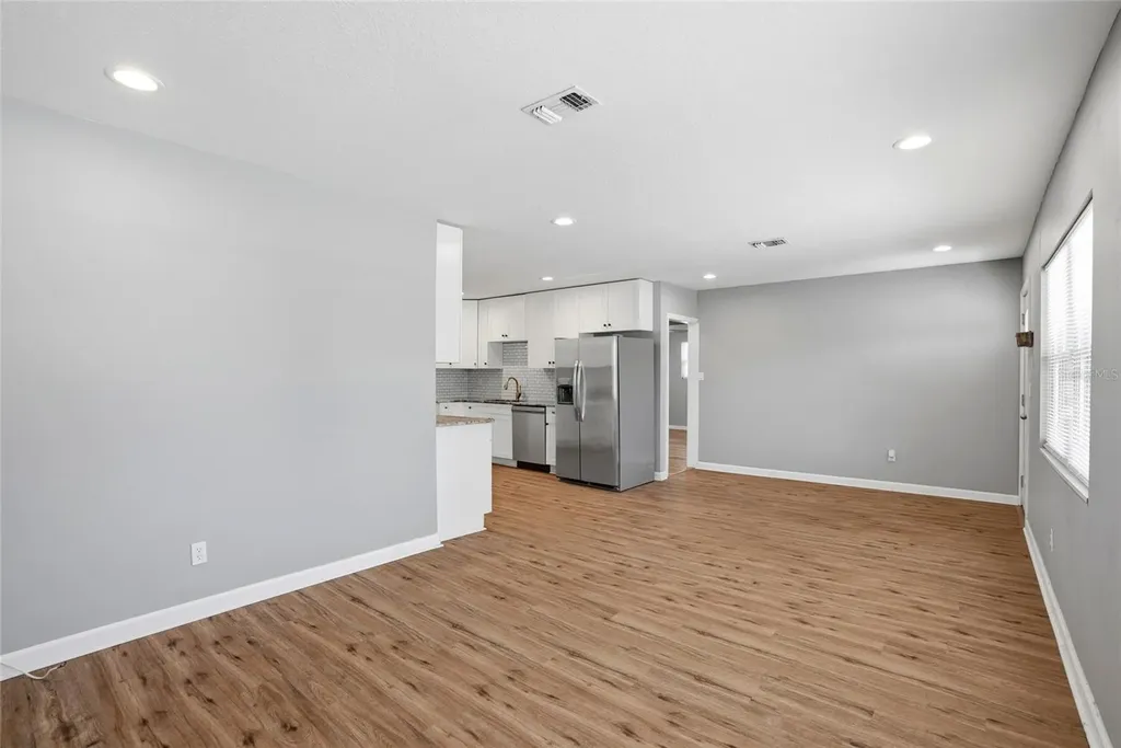 5127 4th Avenue S St Petersburg FL 33707