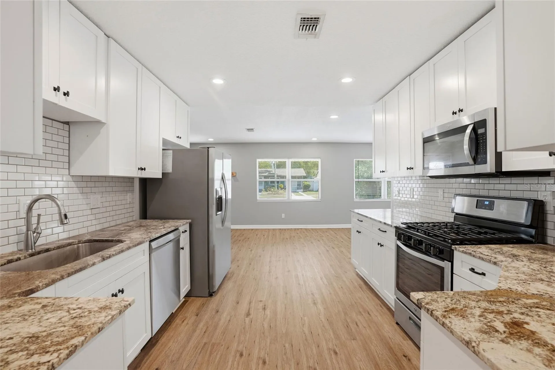 5127 4th Avenue S St Petersburg FL 33707