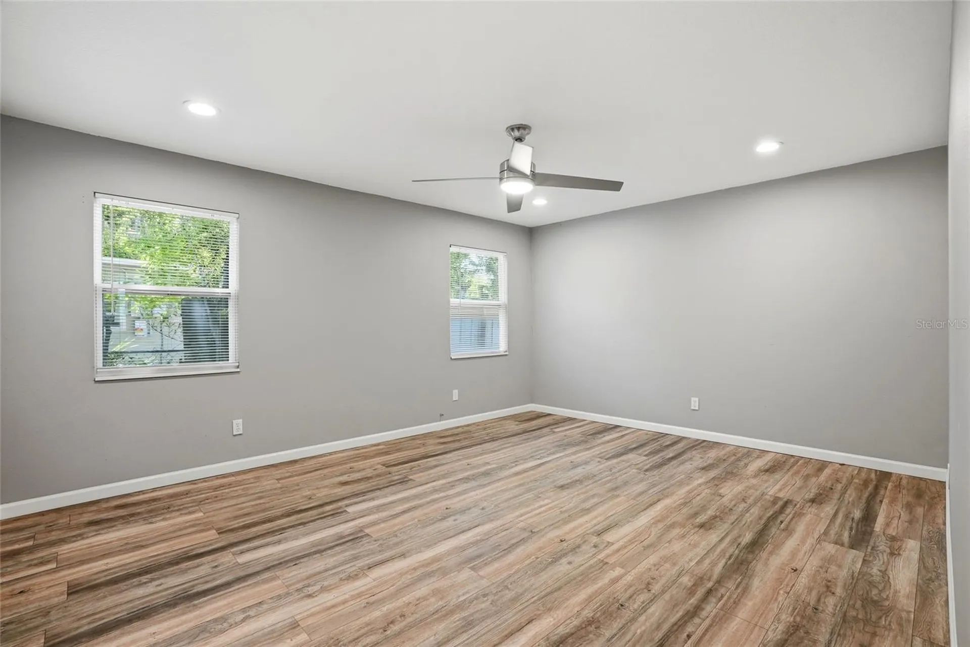5127 4th Avenue S St Petersburg FL 33707