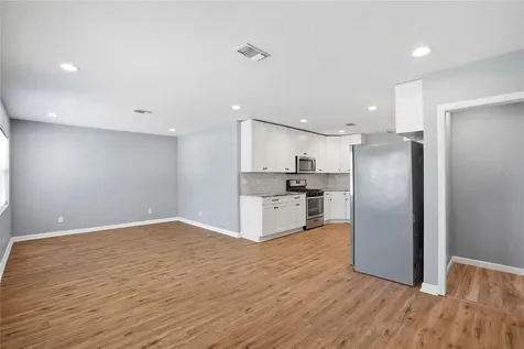 5127 4th Avenue S St Petersburg FL 33707