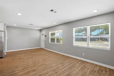 5127 4th Avenue S St Petersburg FL 33707