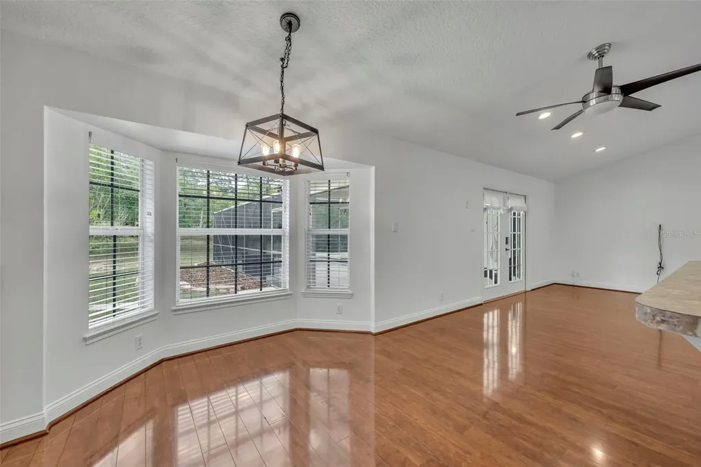 1717 W Kelly Park Road Apopka FL 32712
