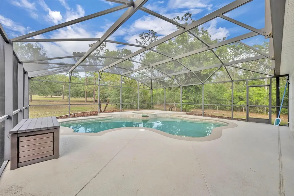 1717 W Kelly Park Road Apopka FL 32712