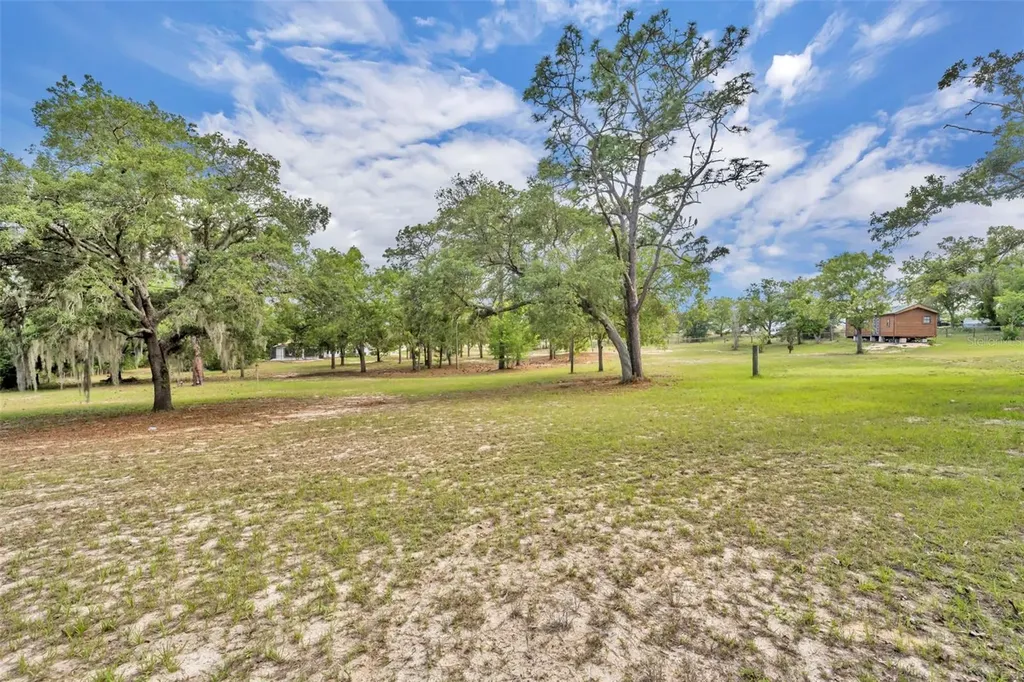 1717 W Kelly Park Road Apopka FL 32712