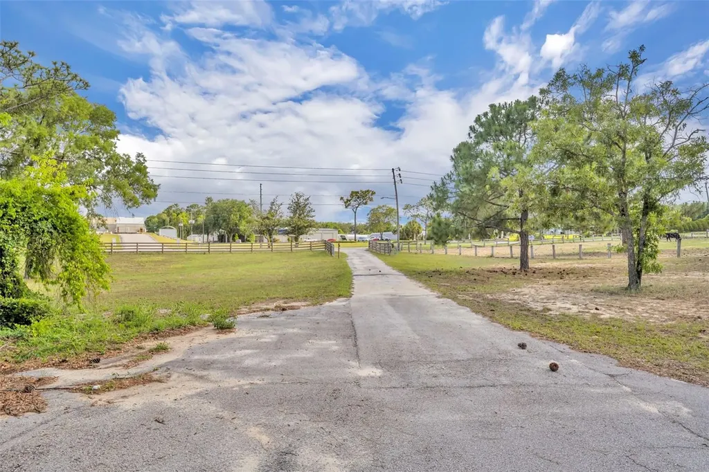 1717 W Kelly Park Road Apopka FL 32712