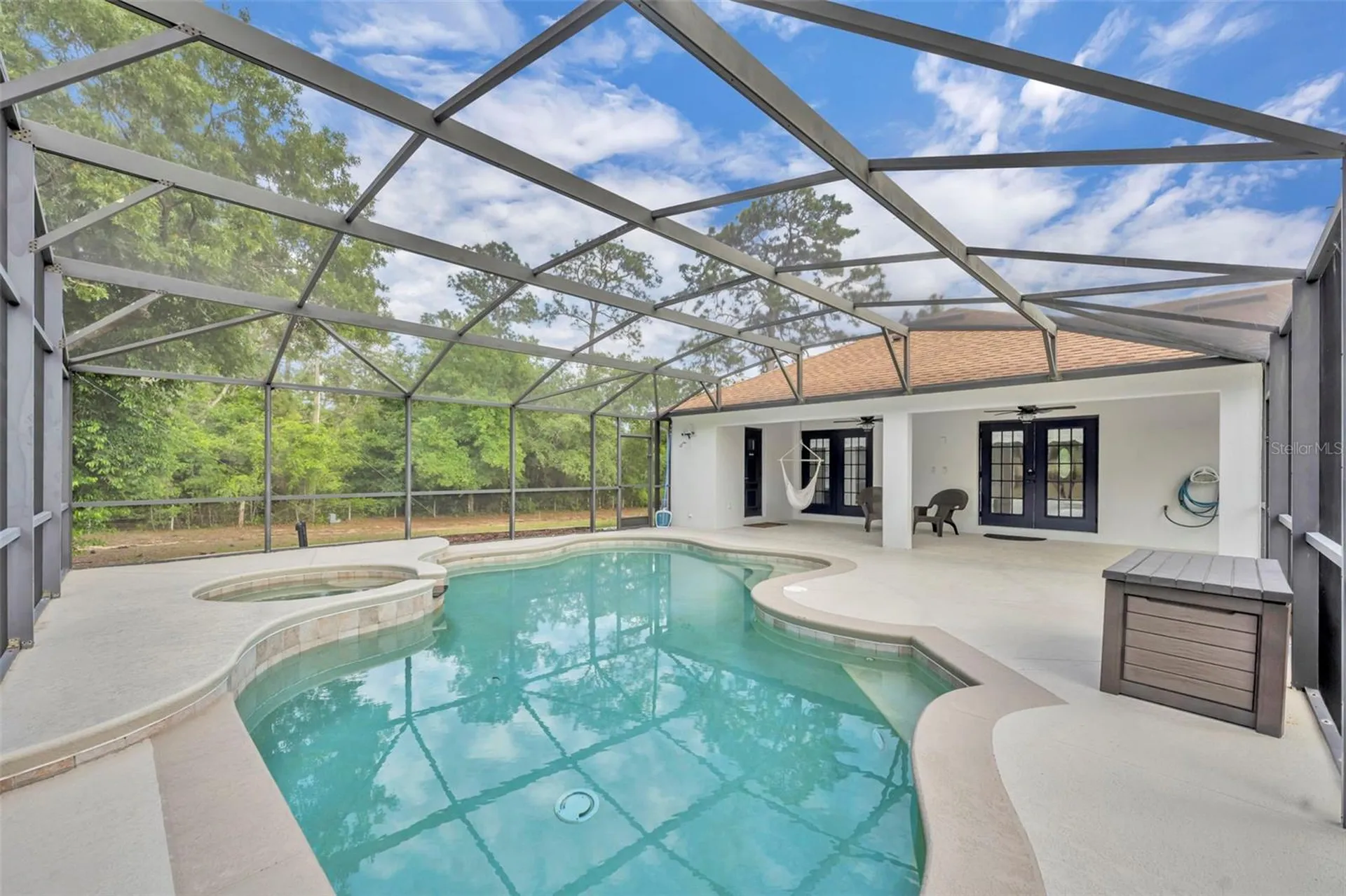1717 W Kelly Park Road Apopka FL 32712