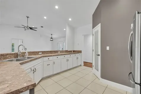 1717 W Kelly Park Road Apopka FL 32712