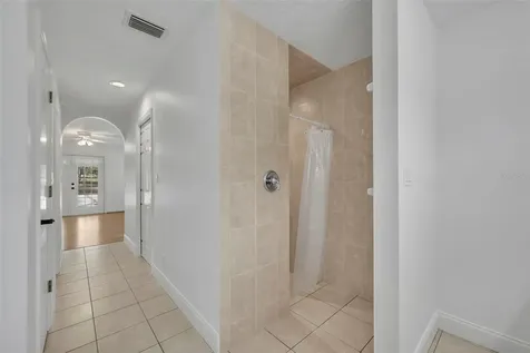1717 W Kelly Park Road Apopka FL 32712