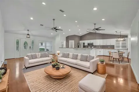 1717 W Kelly Park Road Apopka FL 32712