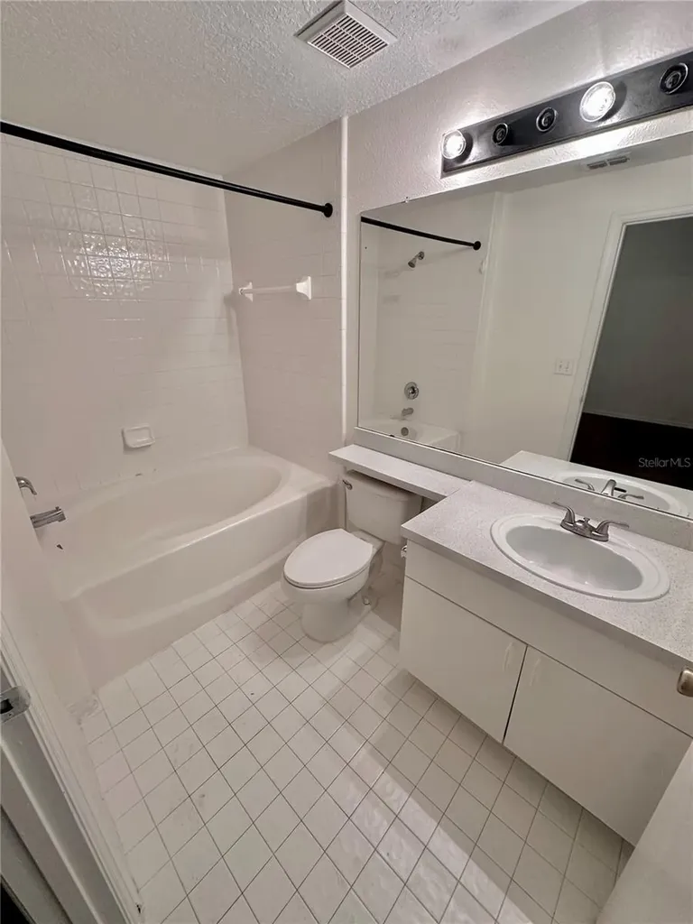 5554 Metrowest Boulevard Orlando FL 32811