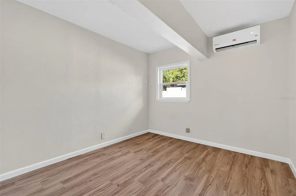 5136 68th Street N St Petersburg FL 33709