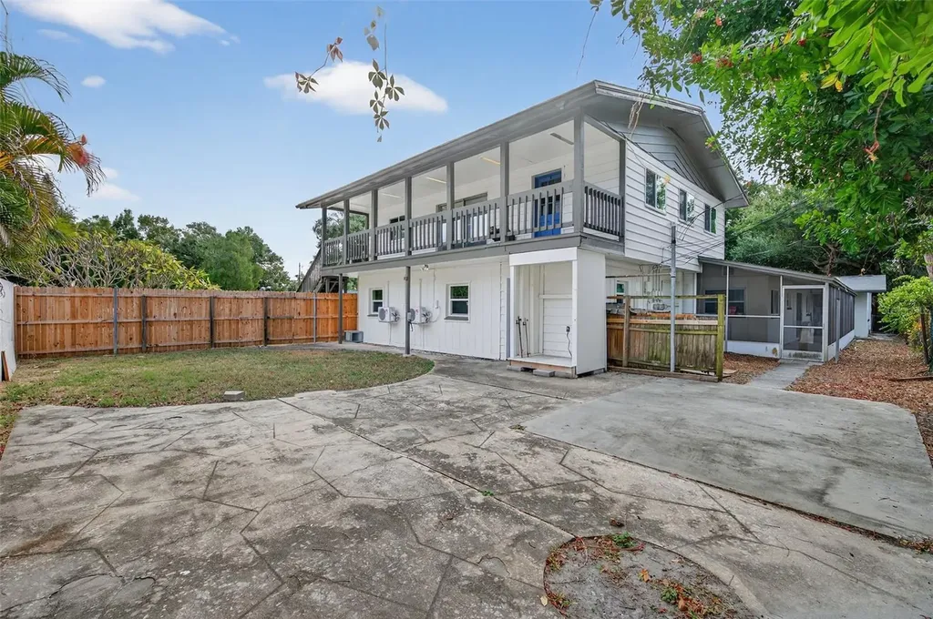 5136 68th Street N St Petersburg FL 33709