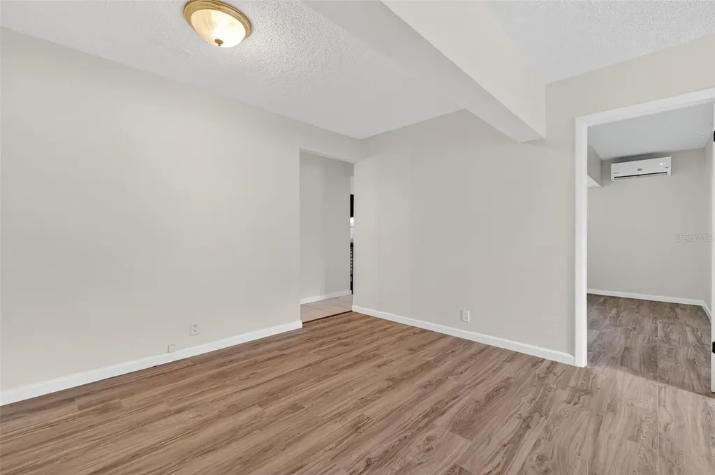 5136 68th Street N St Petersburg FL 33709