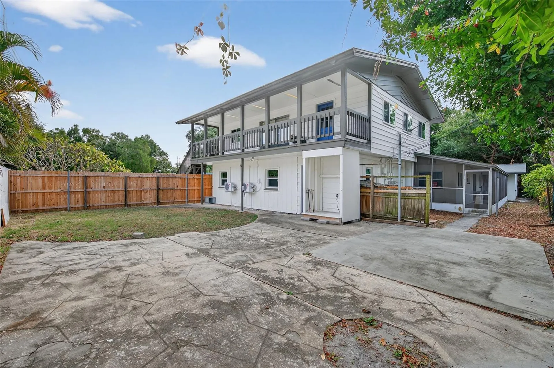 5136 68th Street N St Petersburg FL 33709