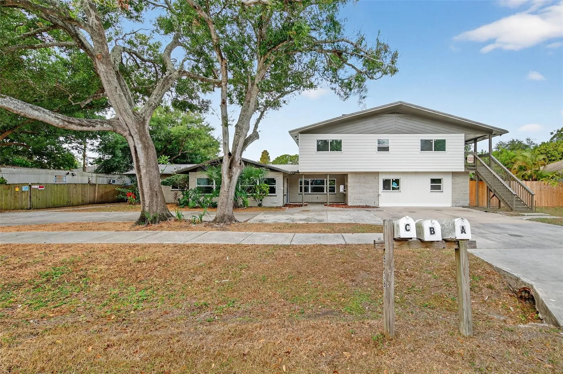 5136 68th Street N St Petersburg FL 33709