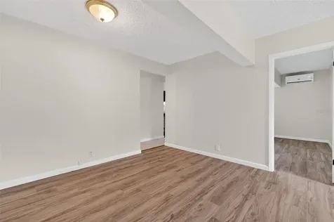 5136 68th Street N St Petersburg FL 33709