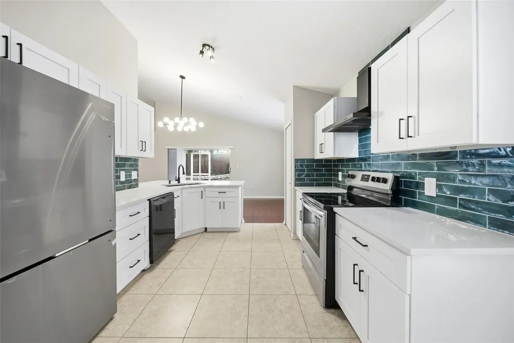 245 Hollingshead Loop Davenport FL 33896