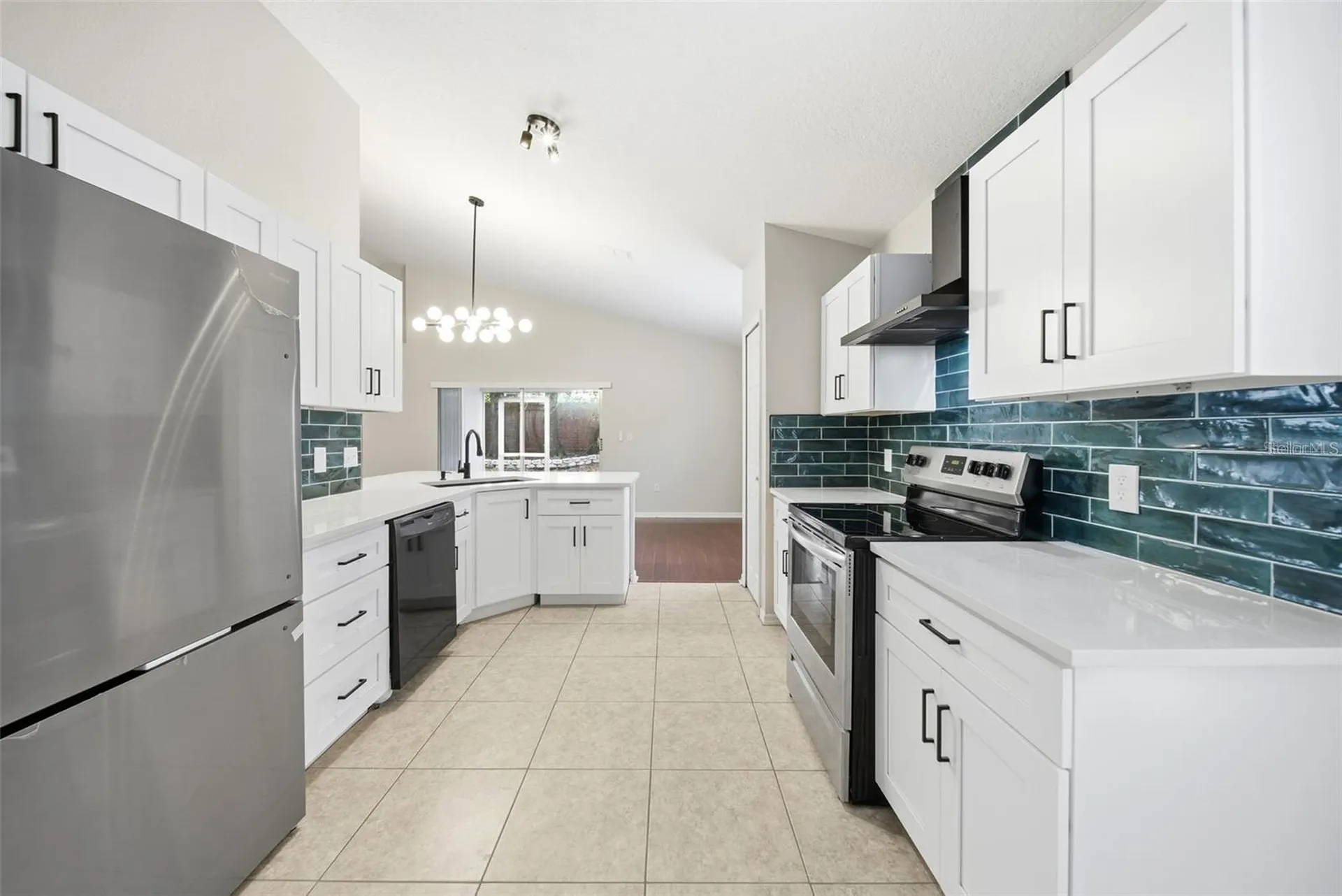 245 Hollingshead Loop Davenport FL 33896