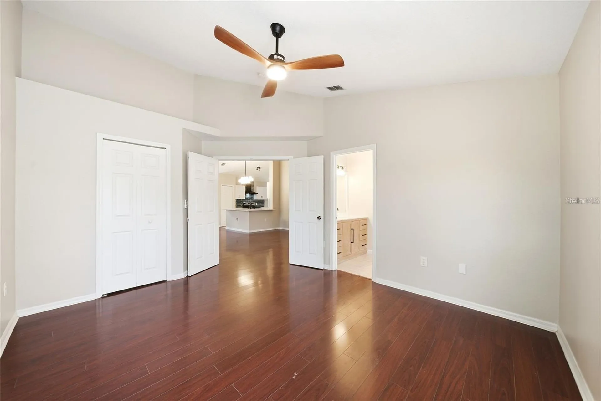 245 Hollingshead Loop Davenport FL 33896