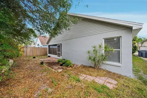 245 Hollingshead Loop Davenport FL 33896